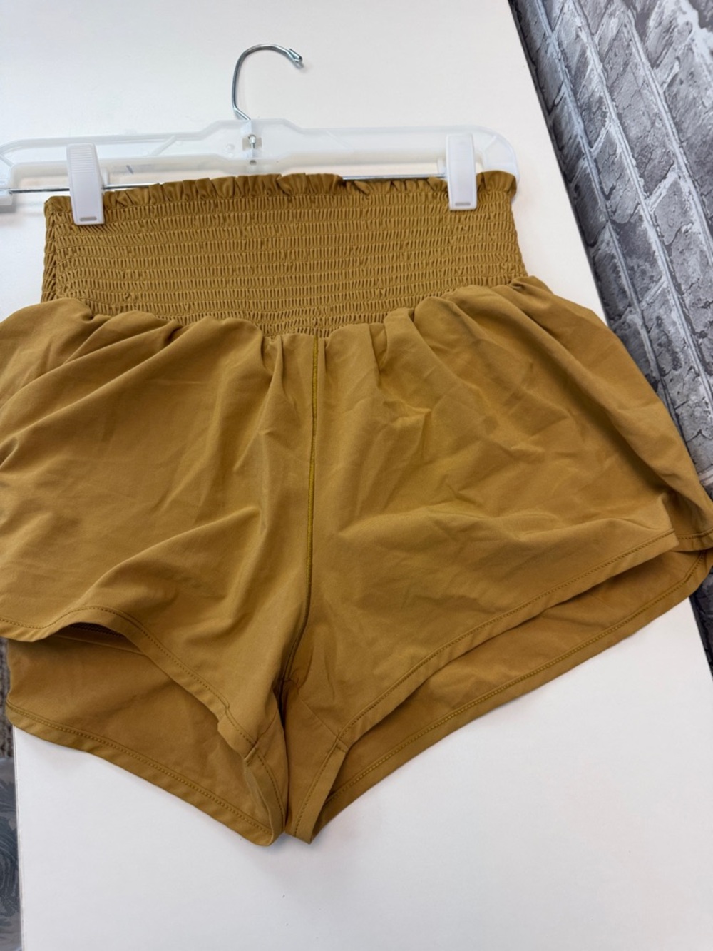 Offline‎ by Aerie Smocked Waist Mustard Women’s Shorts